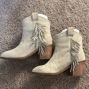 & Other Stories Fringe Suede Ankle Boots - Tan (size 38)